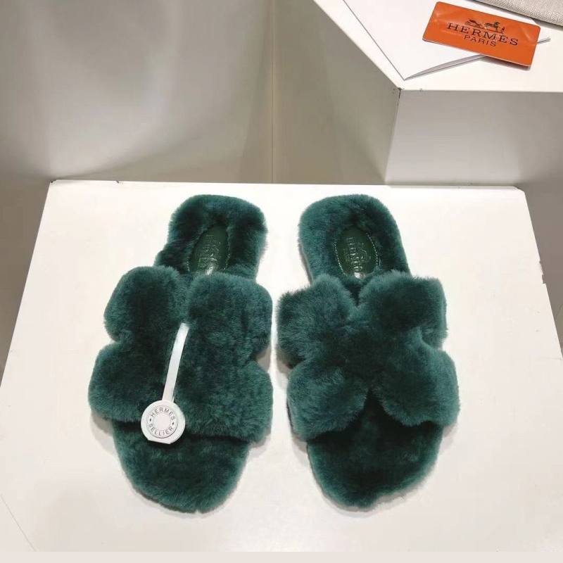 H**mes slippers